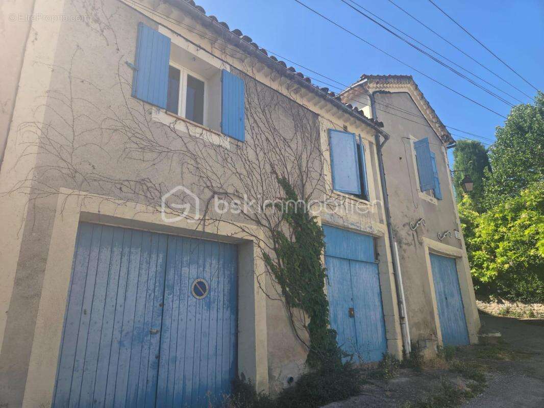 immeuble et garages - photo 2