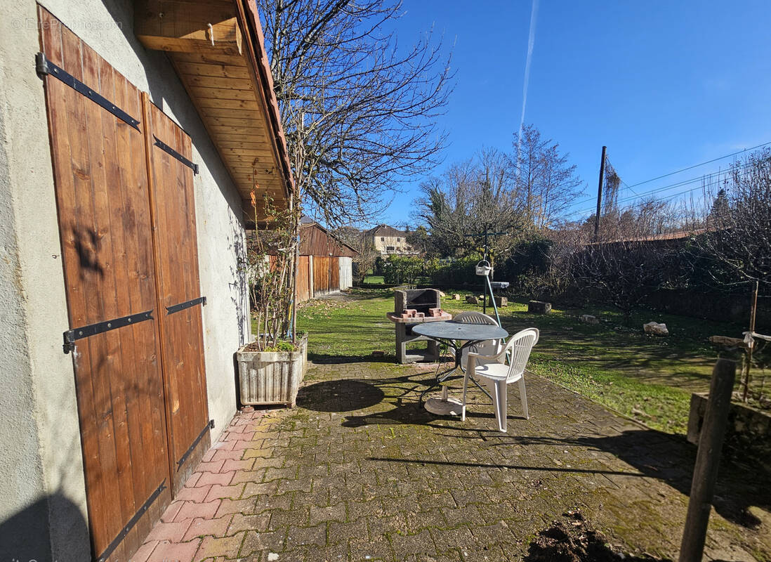 Appartement à ARTEMARE
