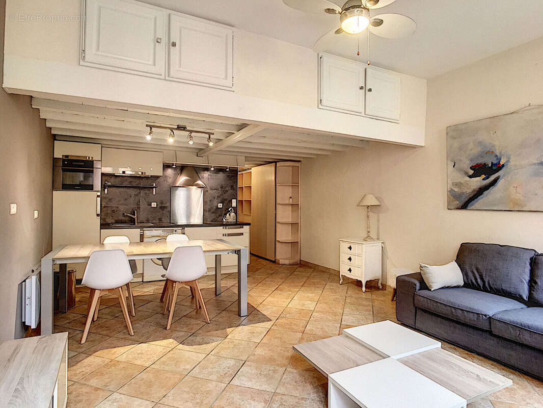 Appartement à AIX-EN-PROVENCE