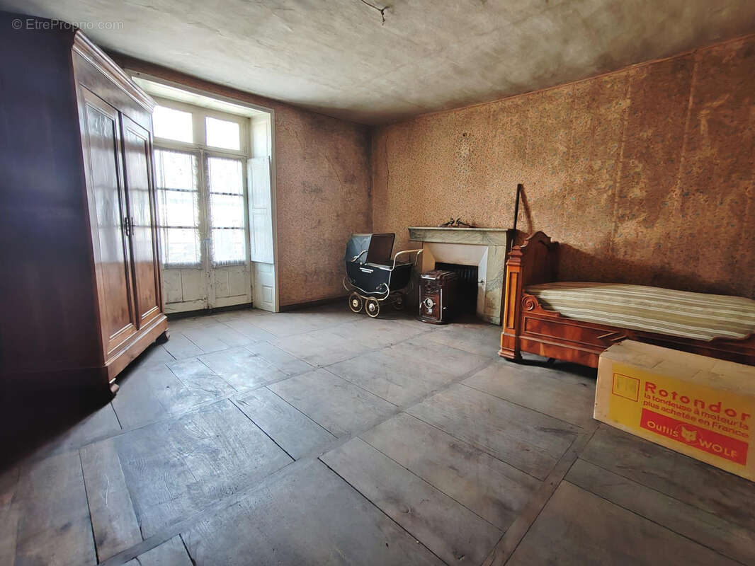 Maison à MARTIGNE-FERCHAUD