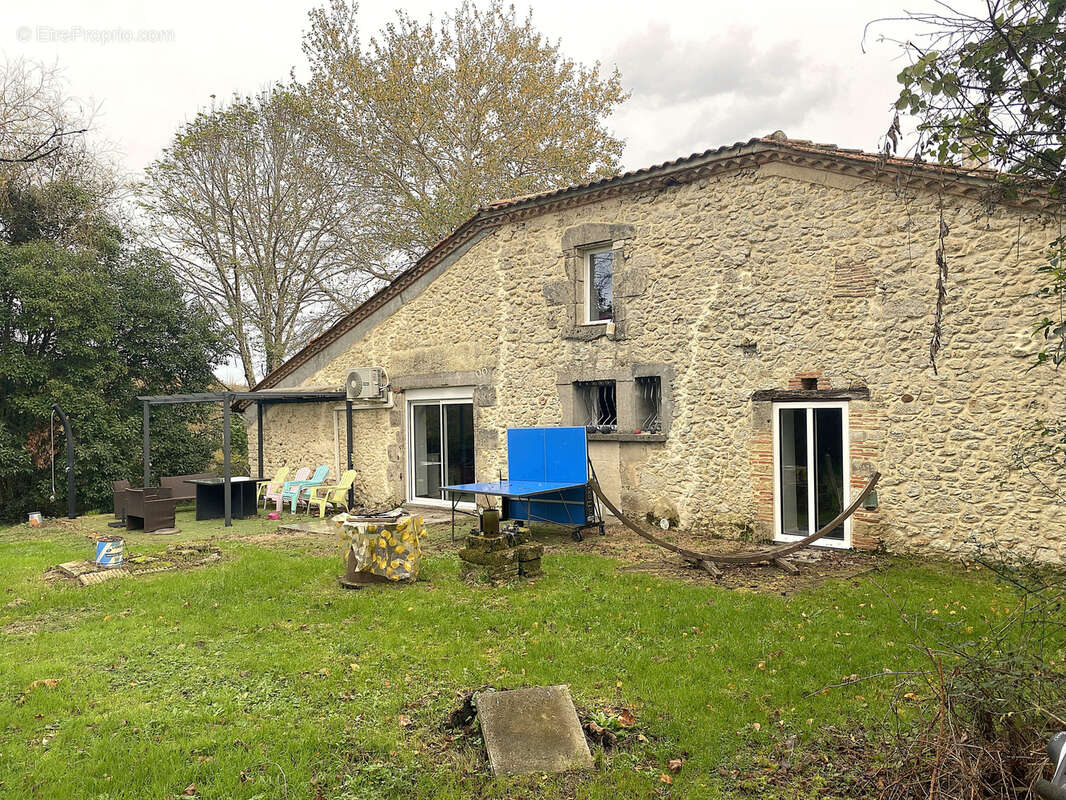 Maison à BAZAS