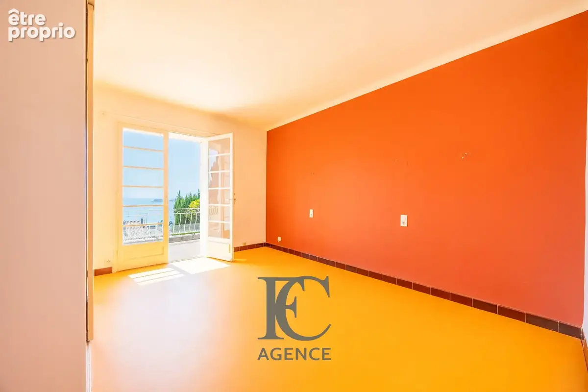 Maison 7 pièces au calme, vue mer - photo 7
