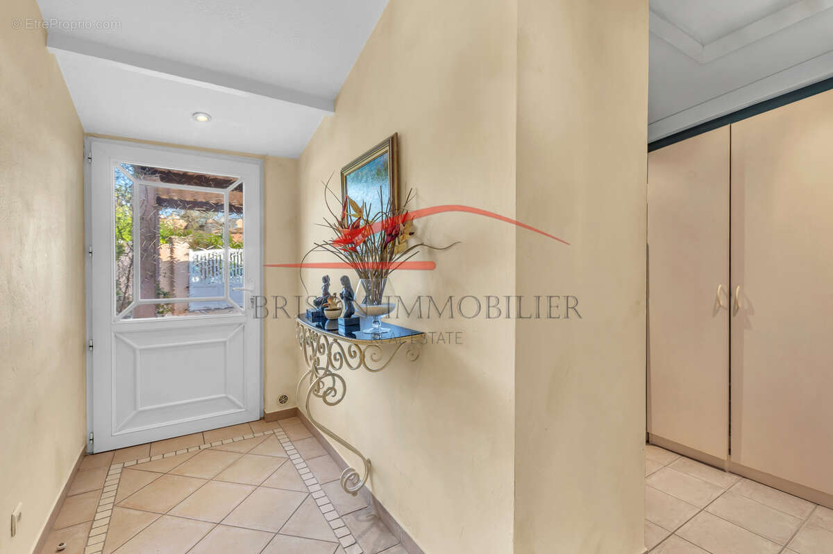 Maison à LA COLLE-SUR-LOUP