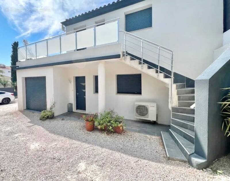 Maison à FREJUS