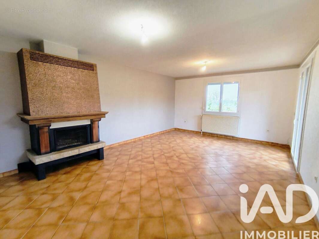 Maison 114 m² à Chavanges  - photo 9