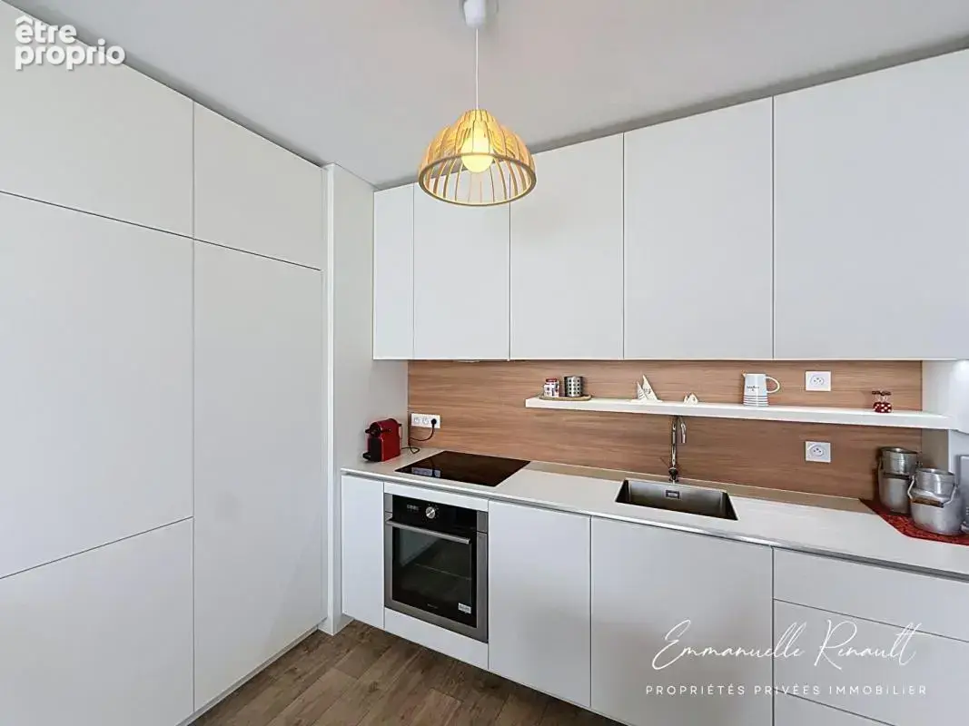 Sarzeau · Appartement T2 de 43 m² avec balcon et parking couvert, à 1 km du Golfe et 300m des commerces - photo 7