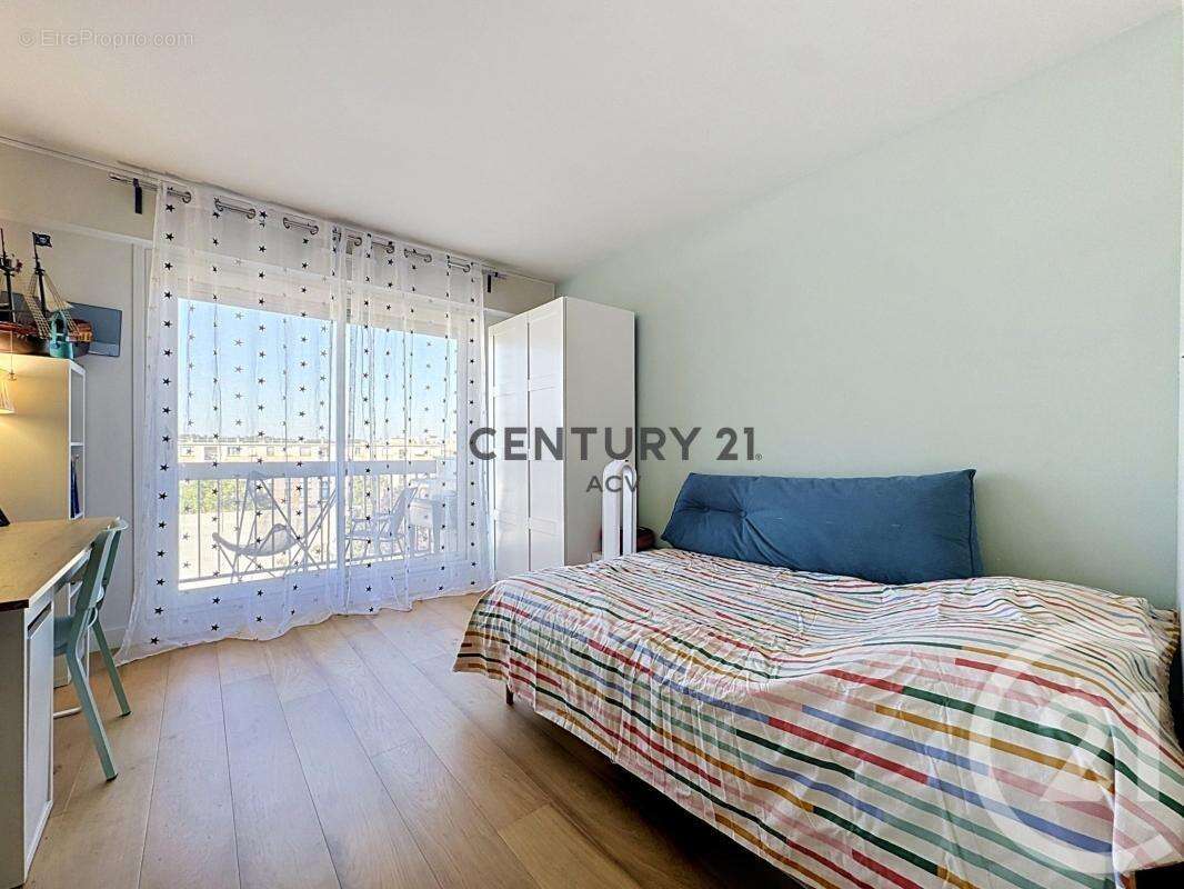 Appartement à MAISONS-ALFORT
