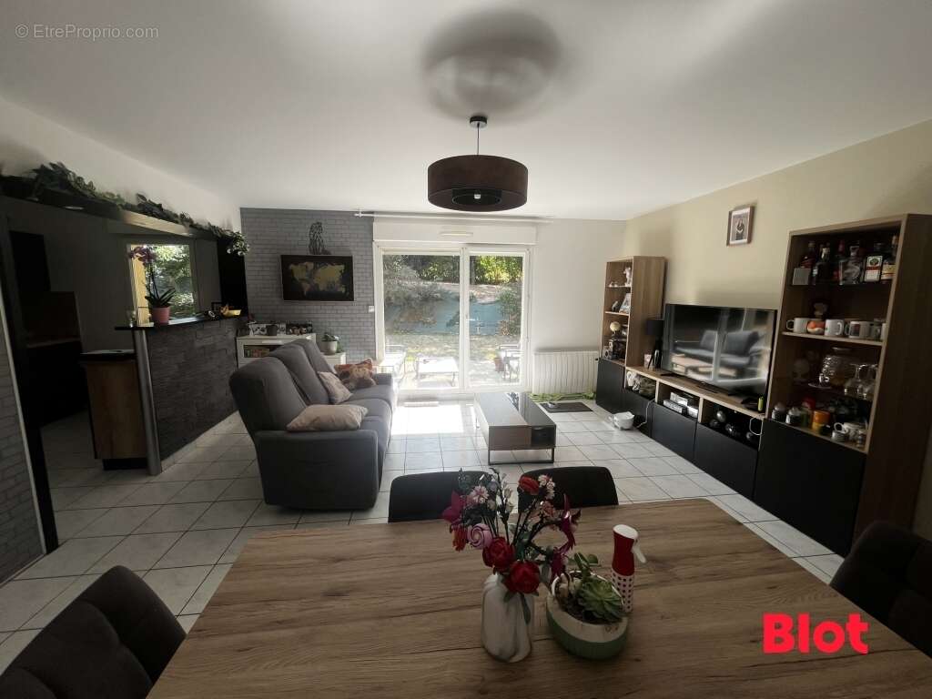 Appartement 66 m² à Orgeres  - photo 3