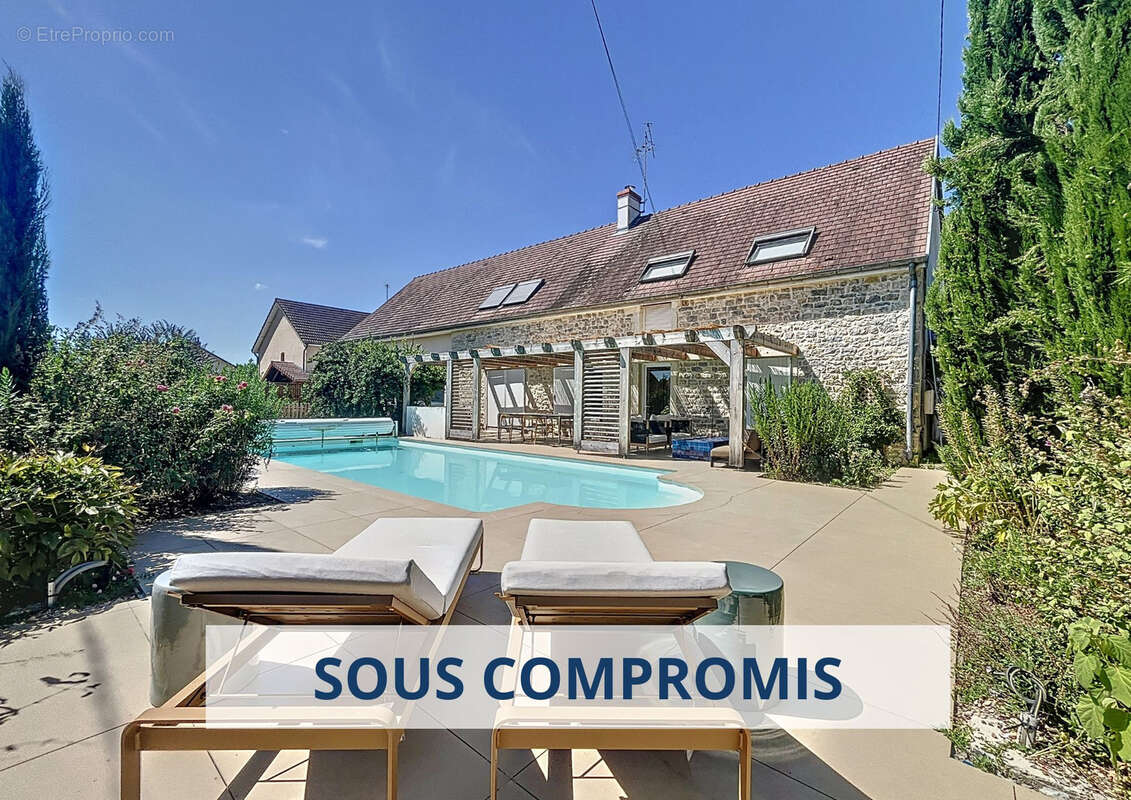 Maison à ARC-SUR-TILLE