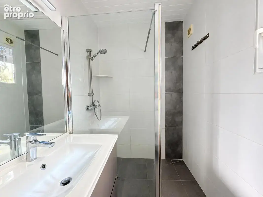 Maison 6 pièces 143 m² à vendre à Le Taillan-Medoc (33320) - photo 11