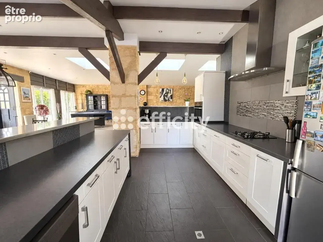 Maison 5 pièces 220 m² à vendre à Puisseguin (33570) - photo 4