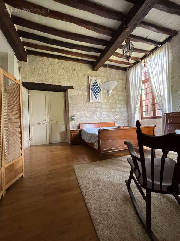 Maison à SAINT-CLAR