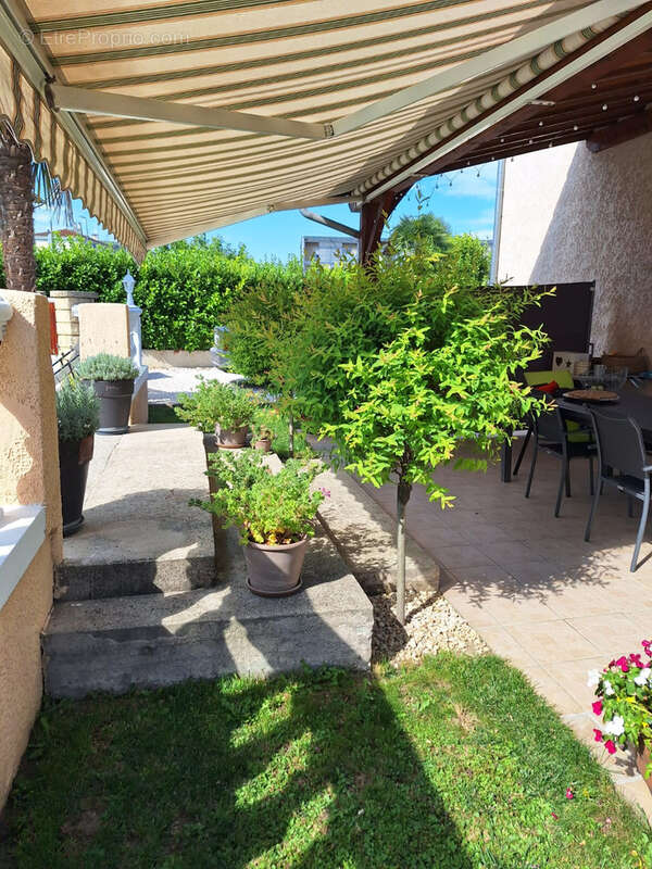 Maison à TULLINS