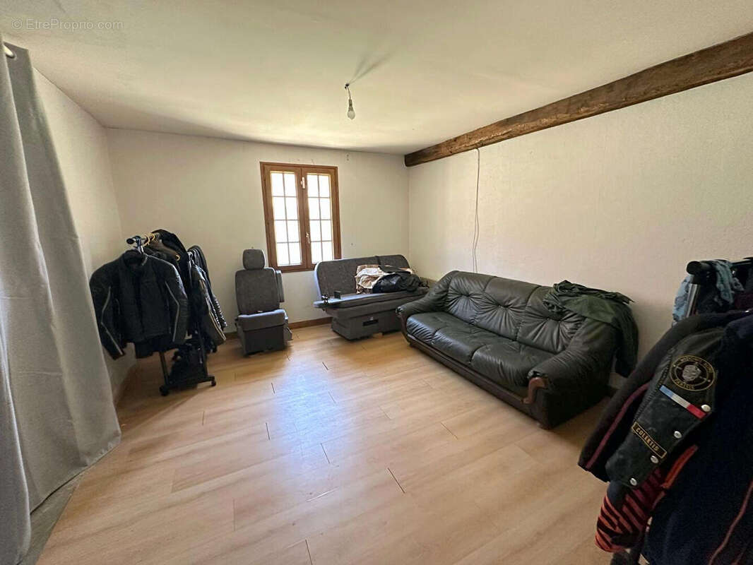 Maison à CHARS