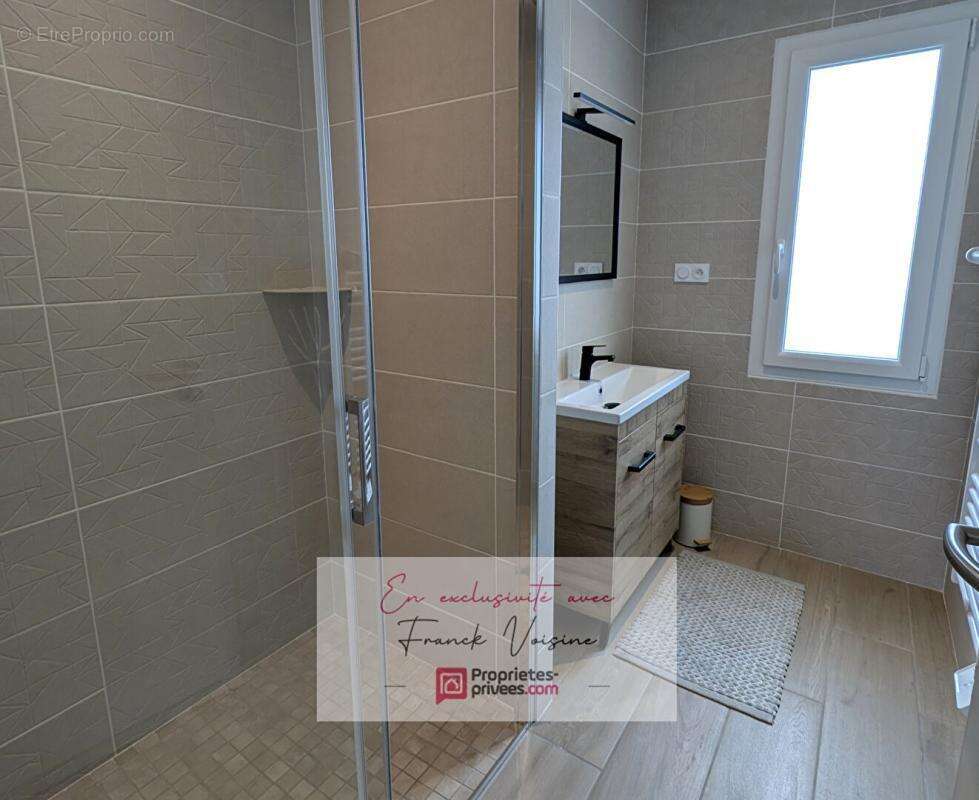 A VENDRE en Exclusivité à Saint Mars la Réorthe, Maison de 88 m2 env avec 3 chambres sur une parcelle de 314 m2 env - photo 10