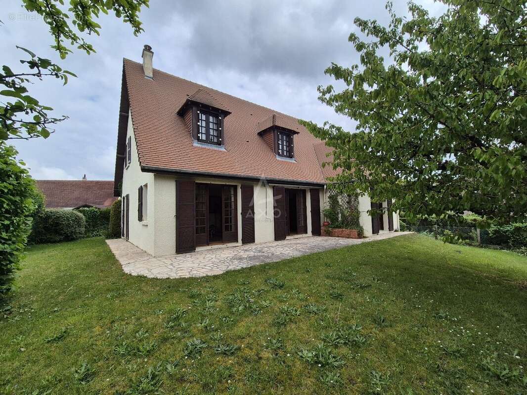 Maison à BRETTEVILLE-SUR-ODON