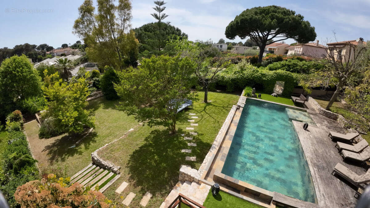 Maison à ANTIBES