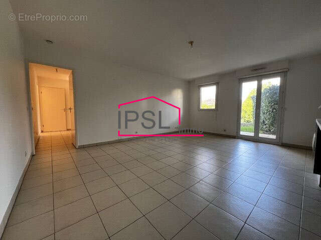 Appartement à CESSON