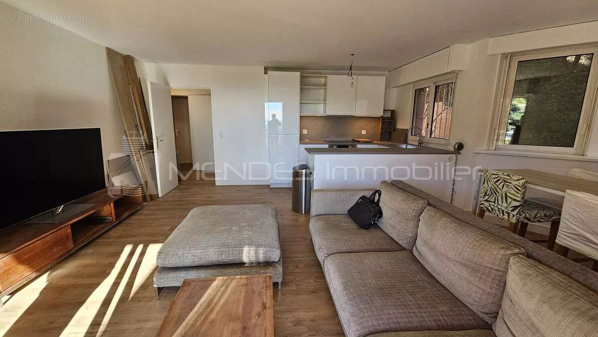 Appartement à BEAUSOLEIL