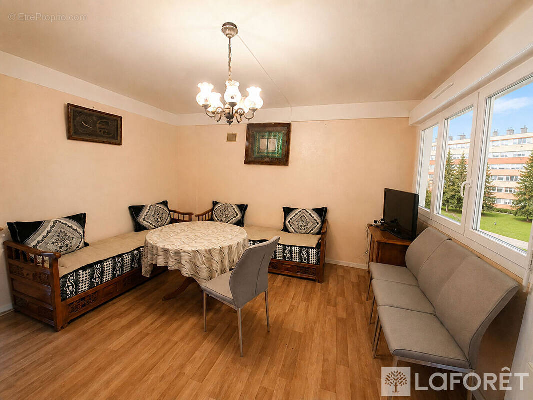 Appartement à AVON