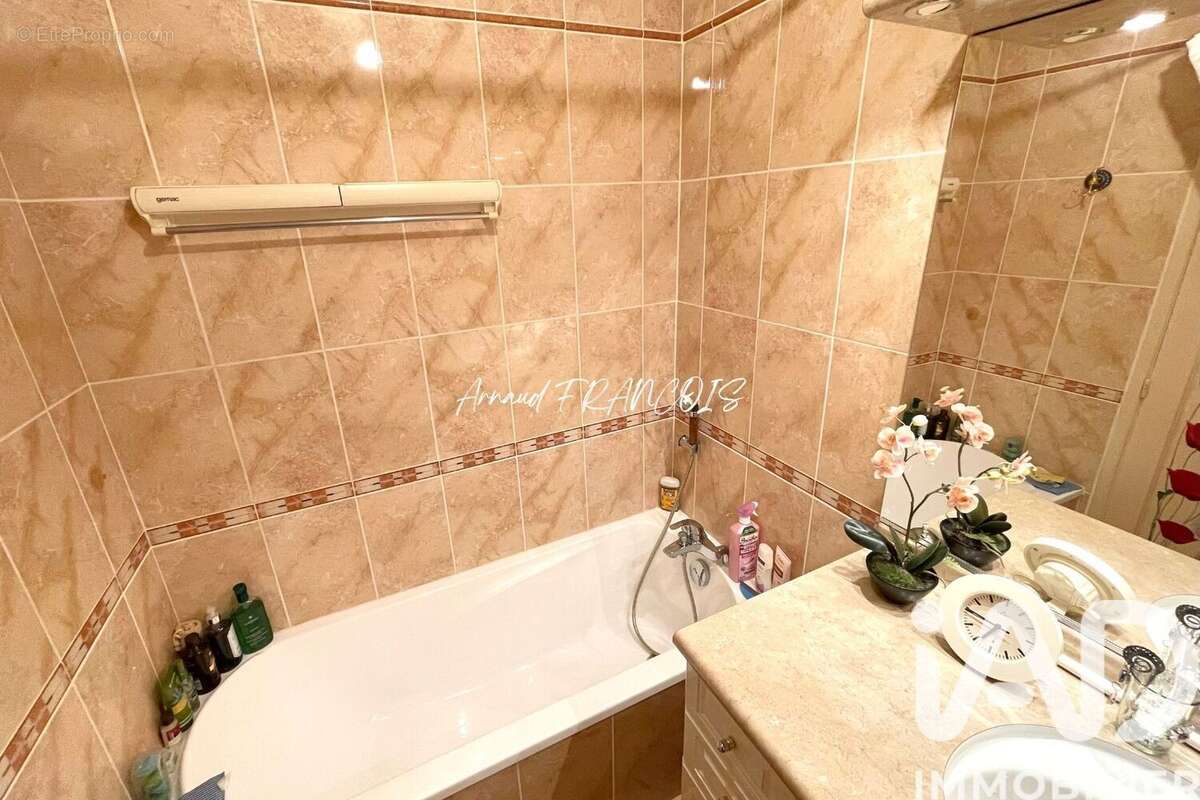 Photo 6 - Appartement à BOIS-COLOMBES