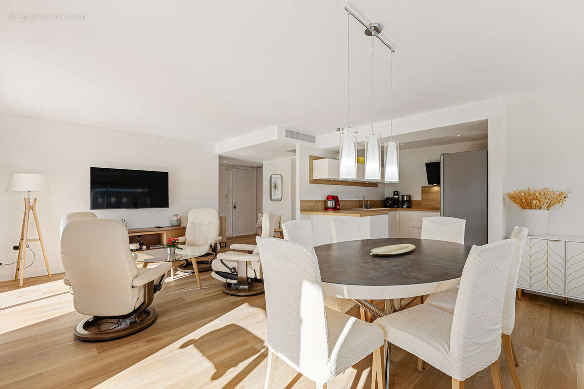 Appartement à LE CANNET