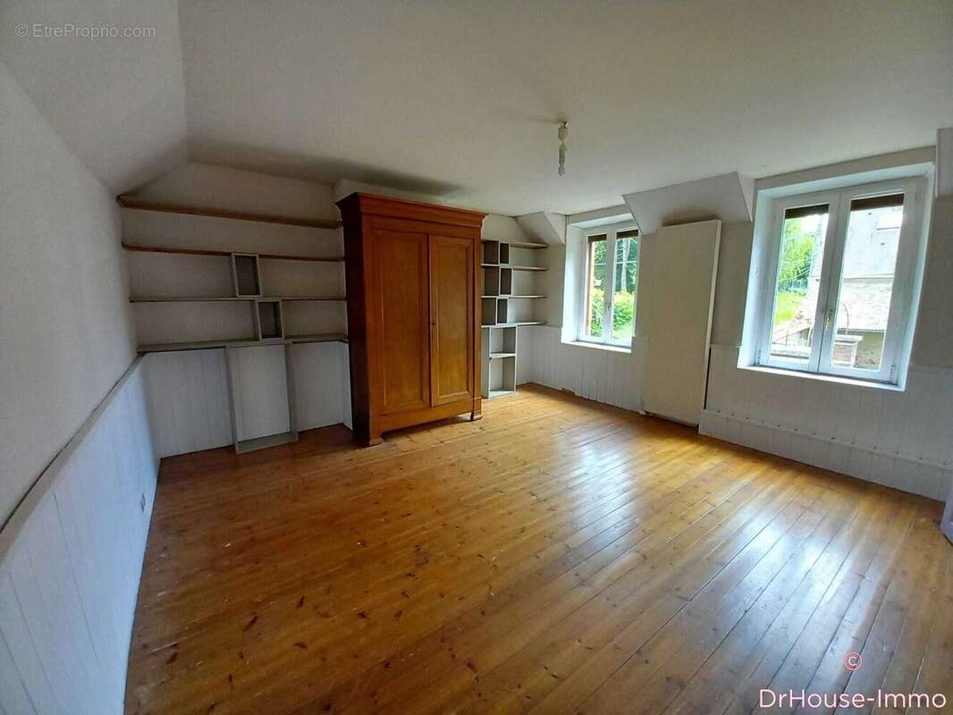 Maison 125 m² à Saint-Pierre-De-Bailleul  - photo 9