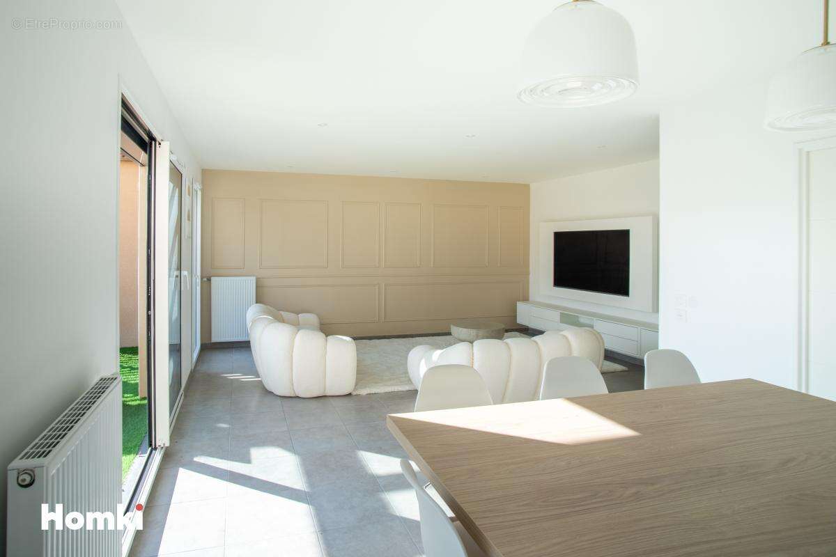 Appartement à CHAPONOST