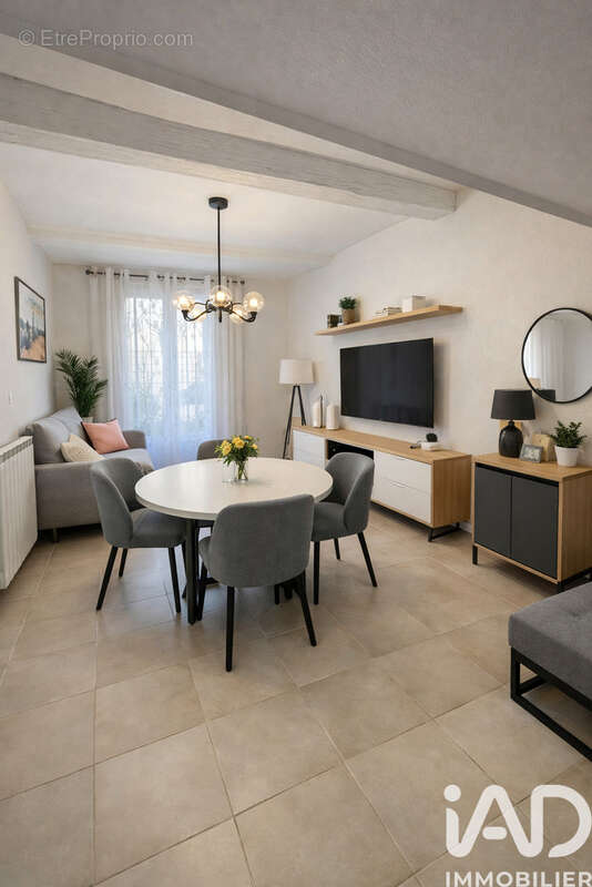 Photo 3 - Maison à NIMES
