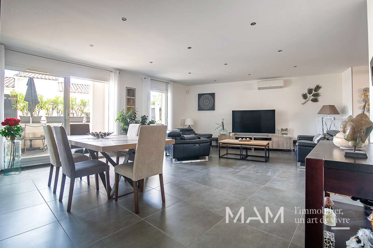 Appartement à MARSEILLE-12E