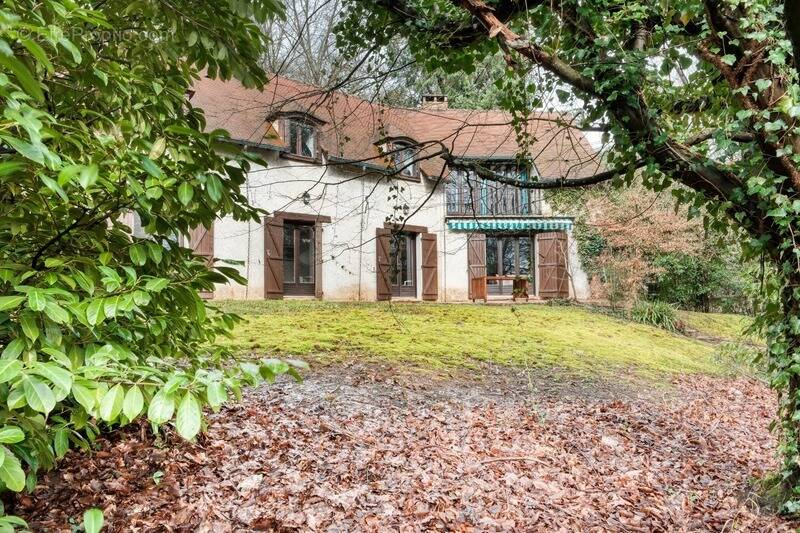 Maison à GIF-SUR-YVETTE