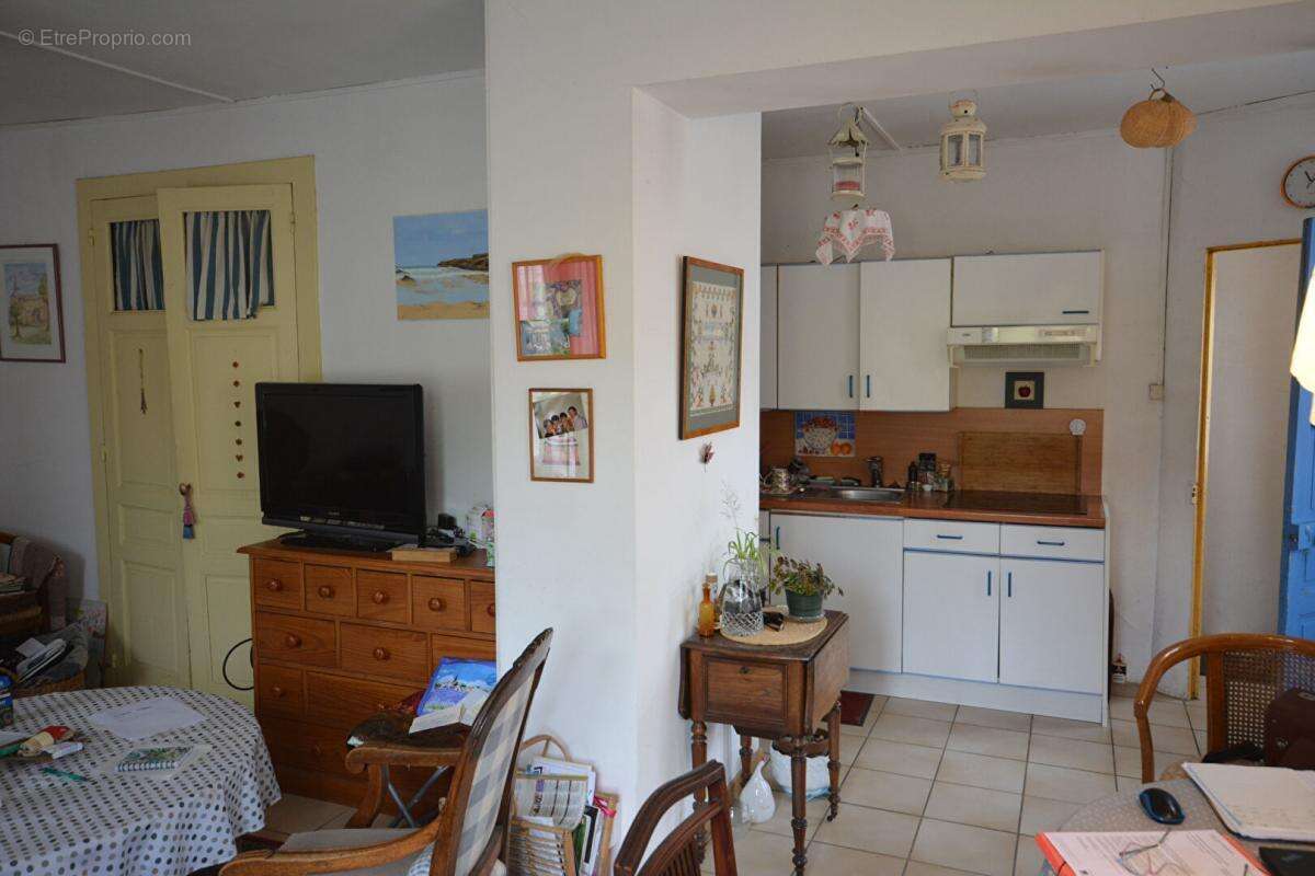 Maison à BERSAC-SUR-RIVALIER