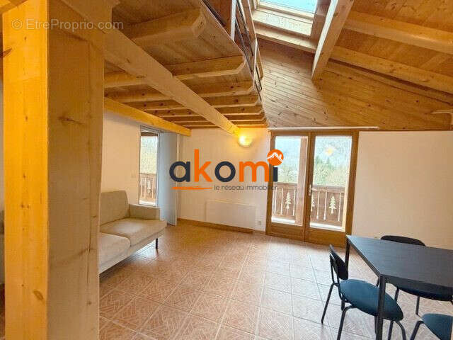Appartement à SERRAVAL
