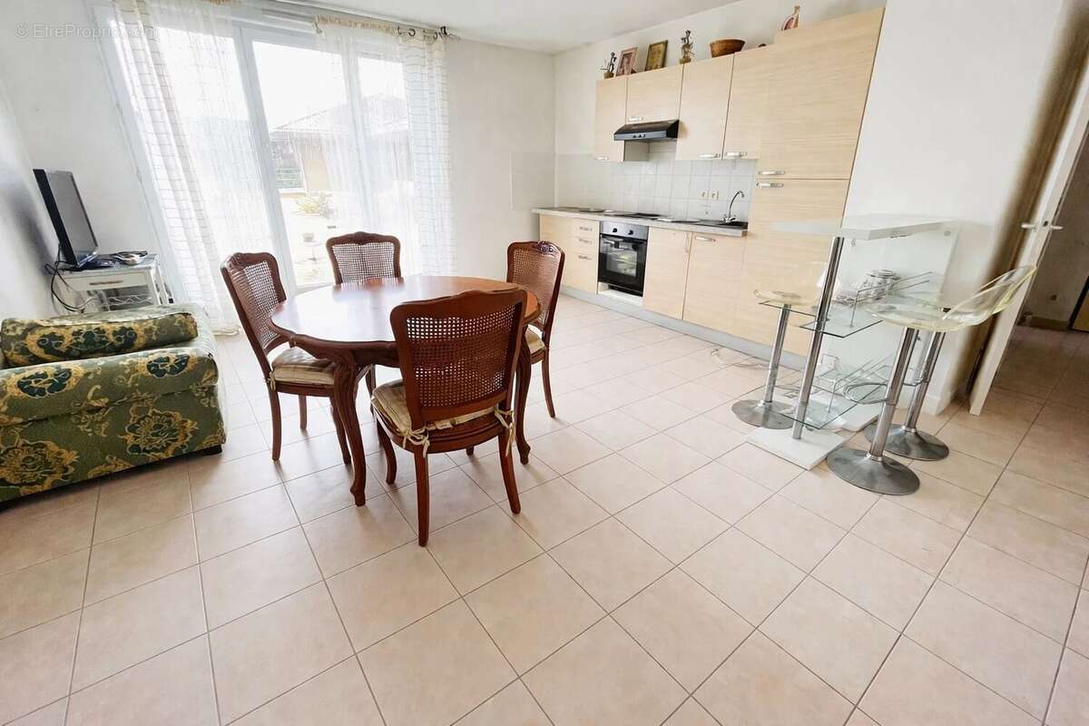 Appartement à MARSEILLE-15E