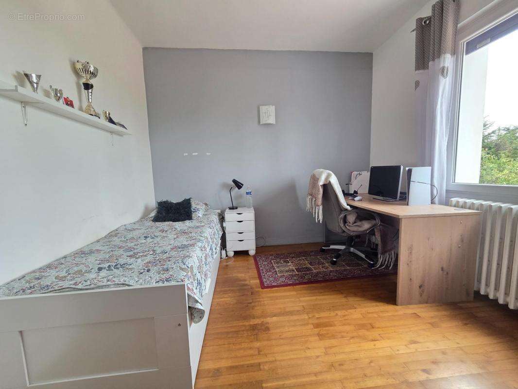 Maison à SAINT-JEAN-D&#039;ANGELY