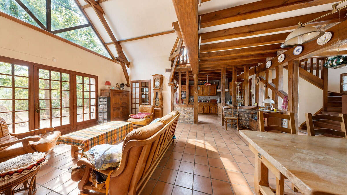 Maison à LES MUREAUX