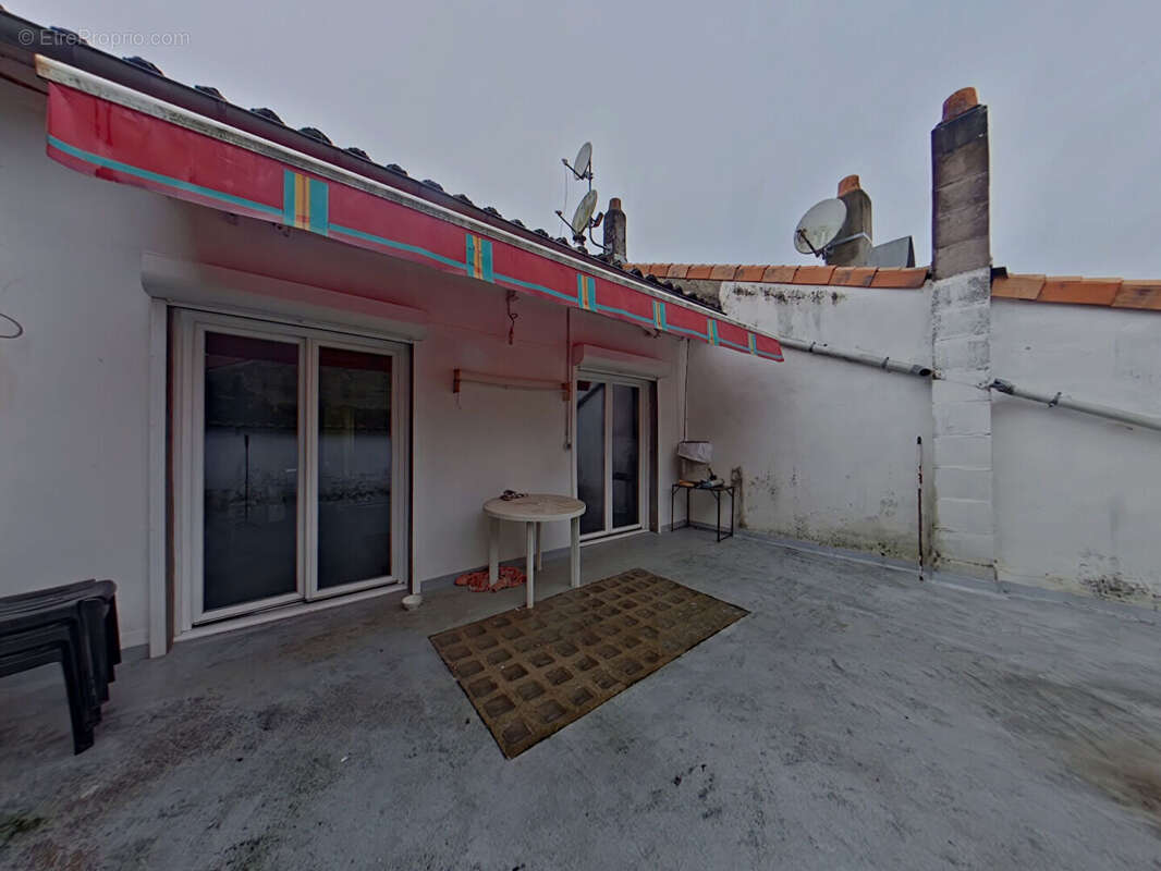 Maison à AVAILLES-LIMOUZINE