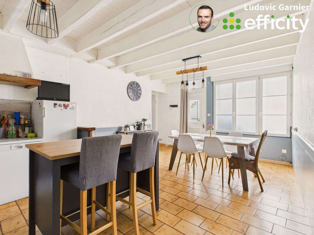 Maison à VILLEBAUDON