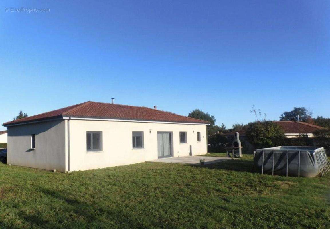 Maison à VEYRAC