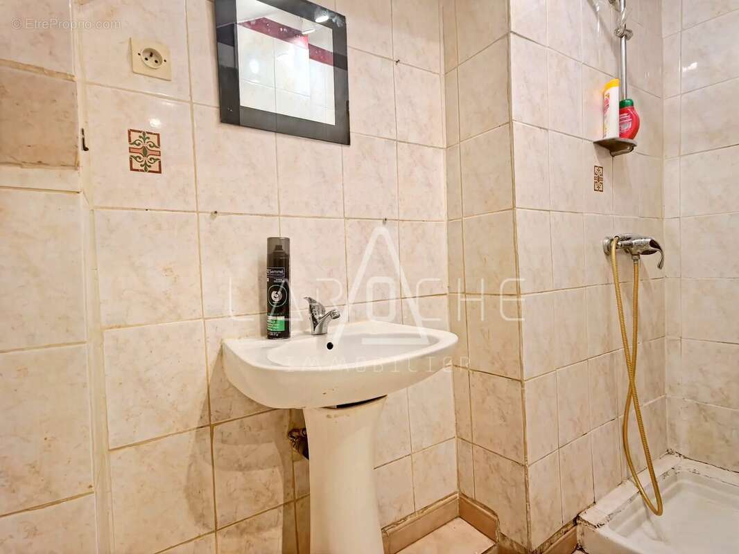 Maison de village - photo 12