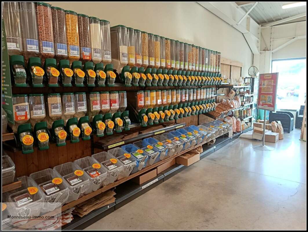 Commerce à SAINT-NABORD