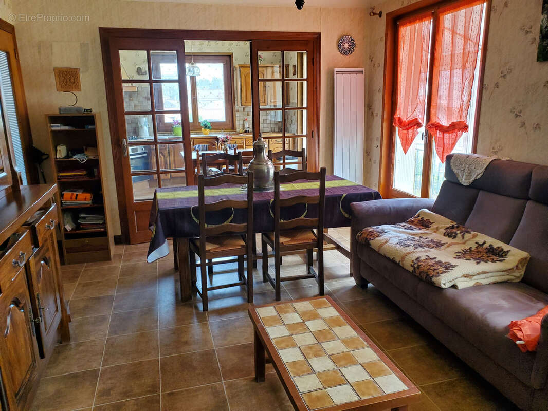 Maison à LANDOS