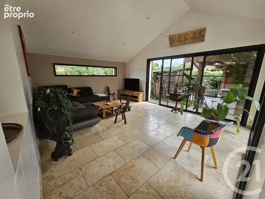 Maison 6 pièces 214 m² à vendre à Habas (40290) - photo 9