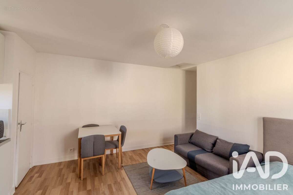 Appartement 25 m² à Avon  - photo 2