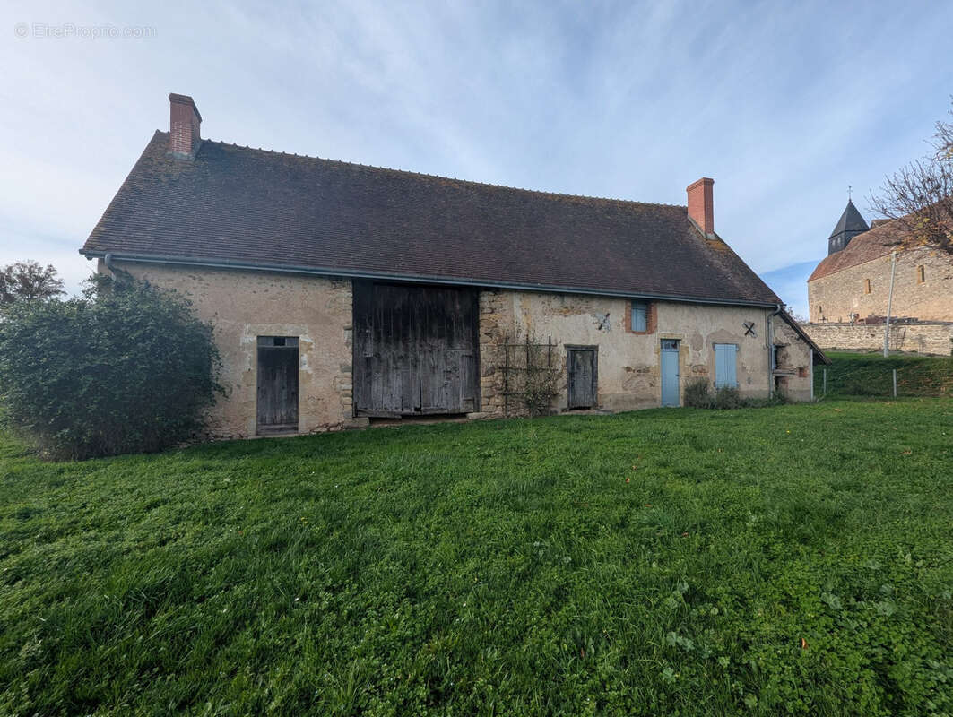 Maison à LE MAGNY