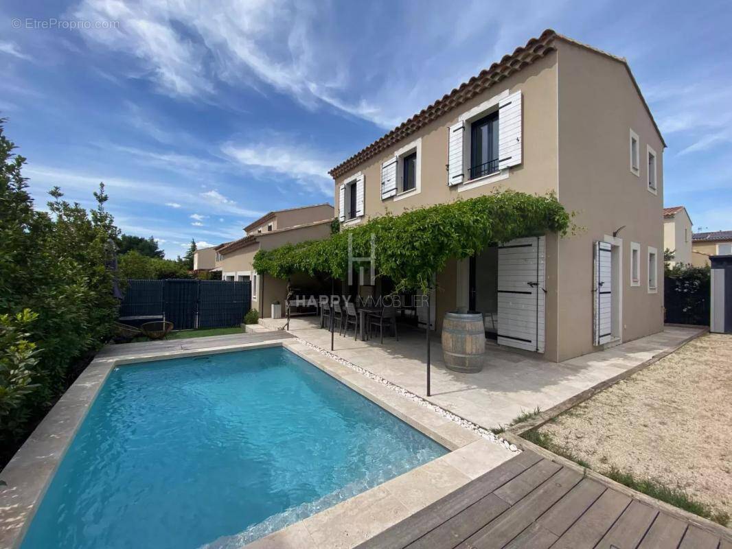 Maison à MAUSSANE-LES-ALPILLES