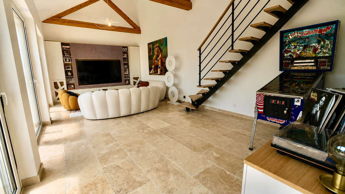 Maison à EPONE