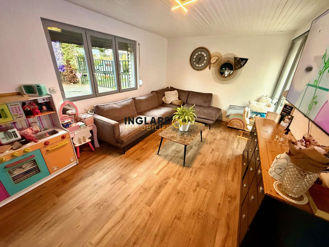 Appartement à OYE-PLAGE