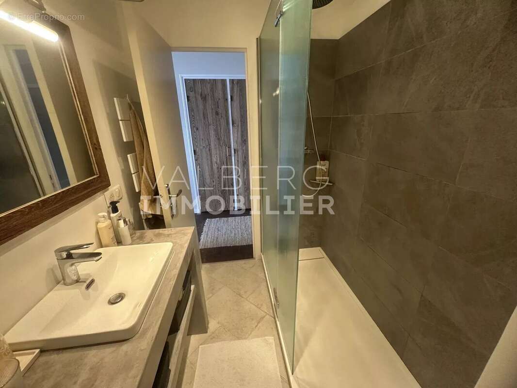 2pieces  traversant renove - photo 6