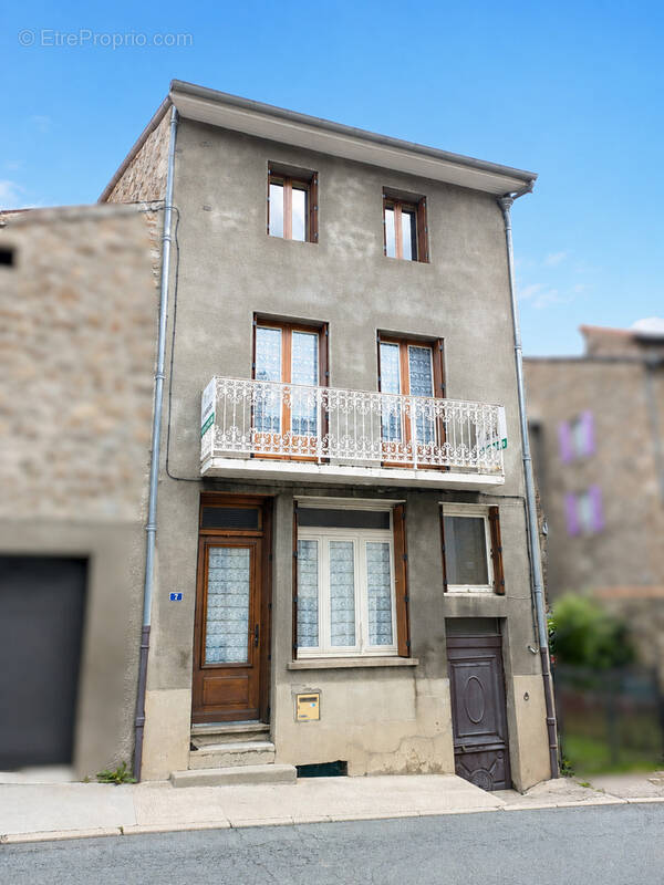 Maison à SAINT-SAUVEUR-EN-RUE